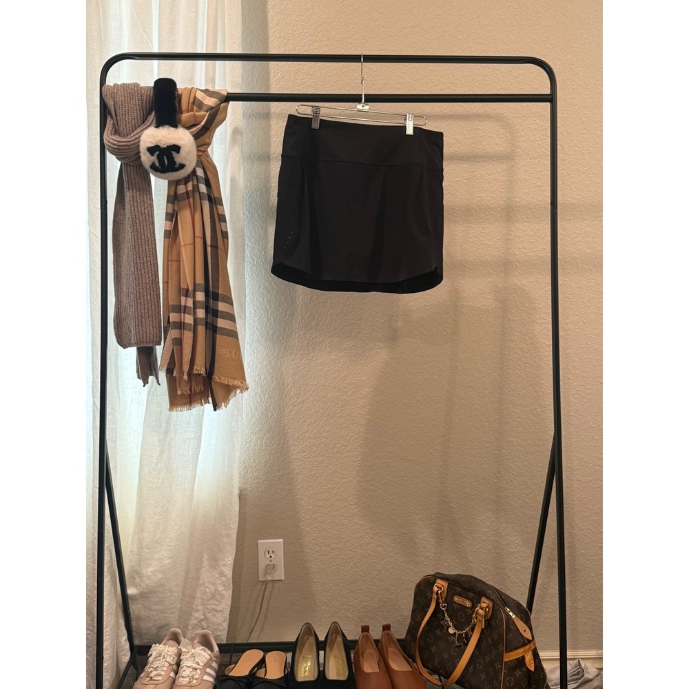 Athleta Run With It 14" Skort Black Athletic Running Skirt Women's Medium